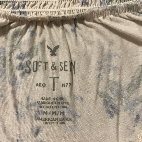 American Eagle off the shoulder top - Picture 5 of 5